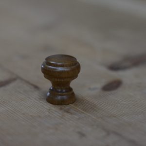 POMELLO MINI TINTO NOCE