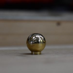 POMELLO SFERICO IN OTTONE