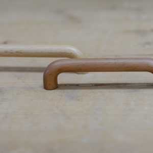 MANIGLIA IN LEGNO