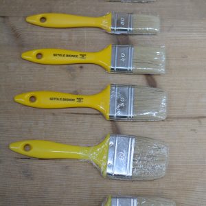 PENNELLESSE A SETOLE BIONDE CON MANICO IN PLASTICA FEUDO